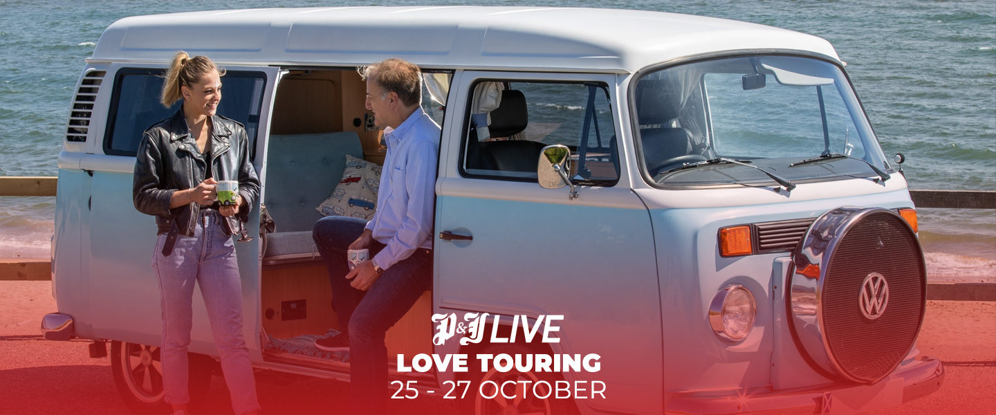 LOVE TOURING