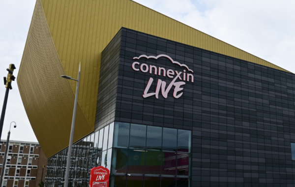 Connexin Live Hull