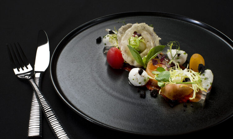 7 G3 A1587 Dinner Menu Selector 2 Tomato and Boccocini Mozzarella Salad 1
